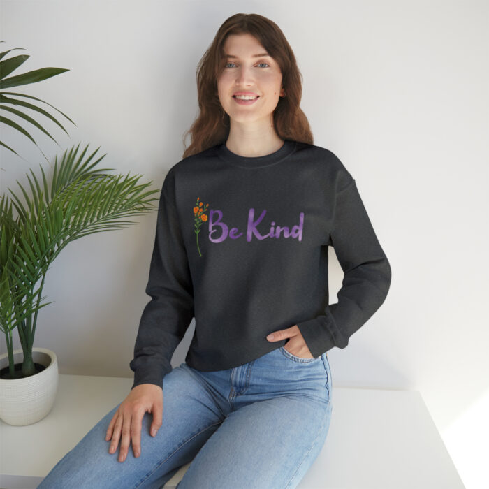 Crewneck Sweatshirt Be Kind - Image 28