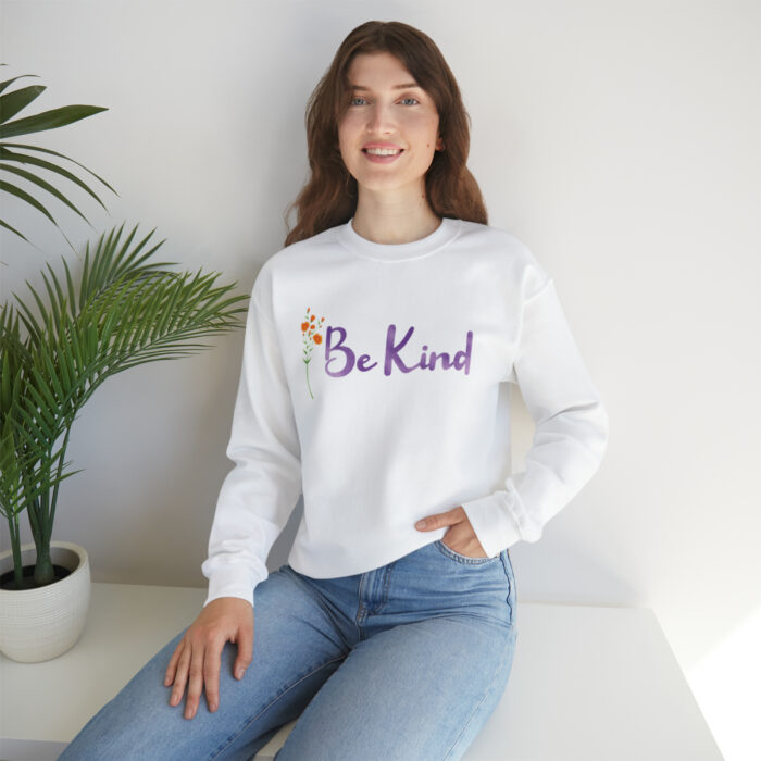 Crewneck Sweatshirt Be Kind - Image 7